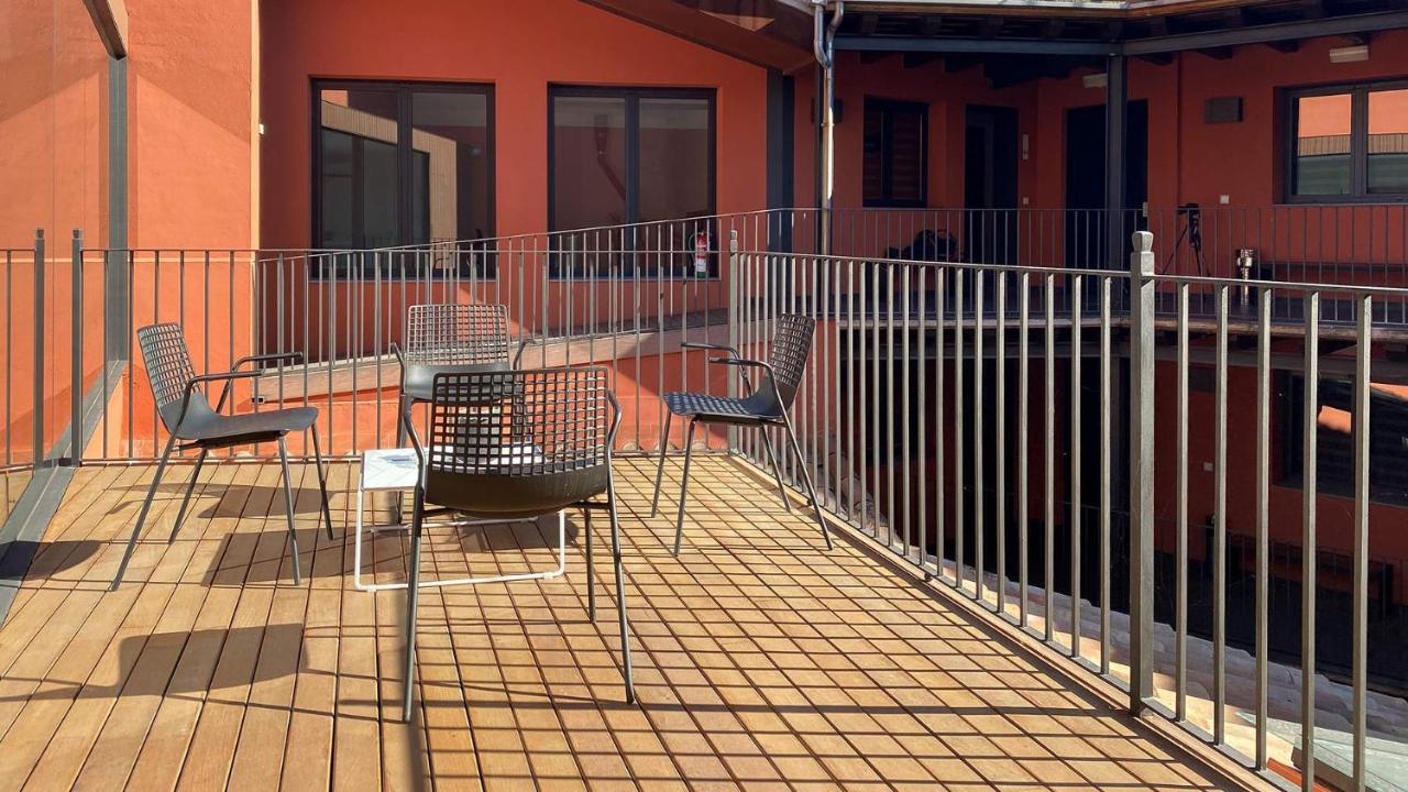 Apartaments Y Habitacions Entre Volcans Олот Экстерьер фото