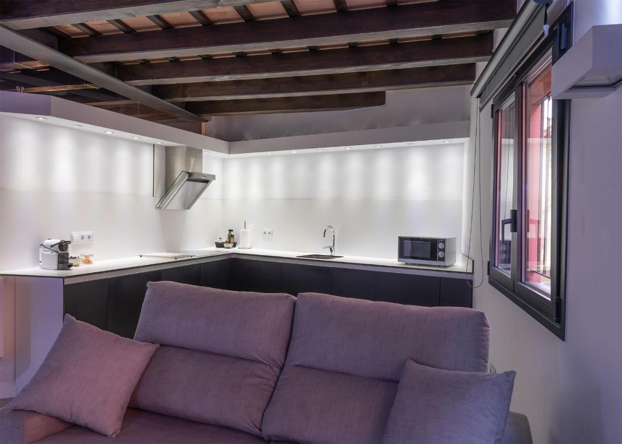 Apartaments Y Habitacions Entre Volcans Олот Экстерьер фото