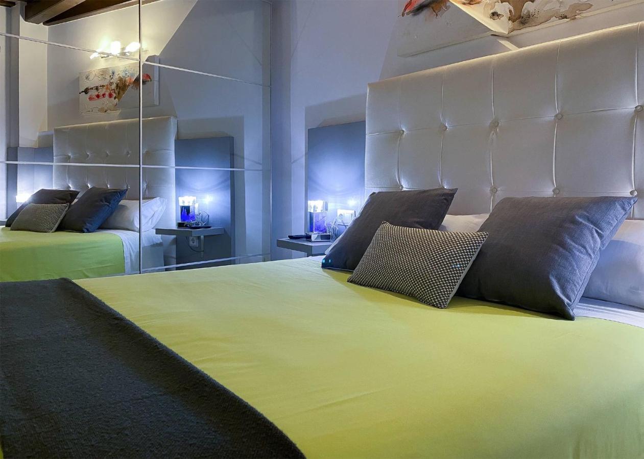 Apartaments Y Habitacions Entre Volcans Олот Экстерьер фото